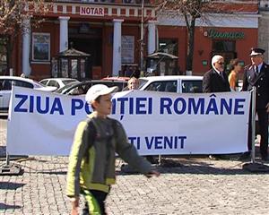 Simulări DIAS, demonstraţii cu câini poliţişti şi lecţii de circulaţie la Ziua Poliţiei VIDEO