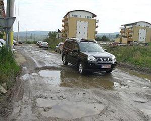 Locuitorii străzii Borhanci, somaţi să se racordeze la canalizare 