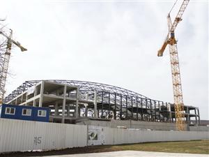 Tribunalul Cluj: Sala polivalentă are preţ de hală