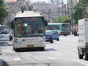Program special pentru transportul în comun, de Paşte: în noaptea de înviere autobuzele circulă până la ora 2 dimineaţa