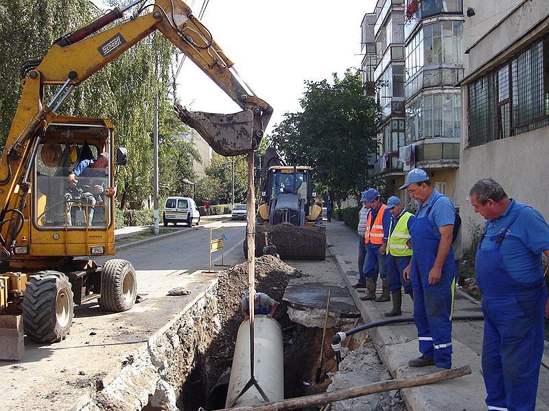 Avarie la conducta de apă între Cluj-Napoca şi Gherla. 46 de localităţi rămân fără apă