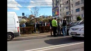 Persoană lovită de taxi pe strada Observatorului VIDEO