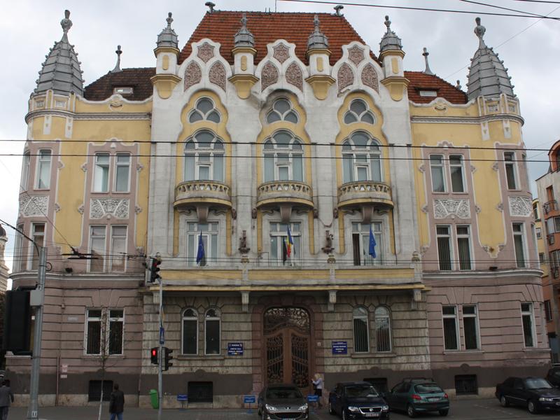 Cinci pentru prefectură