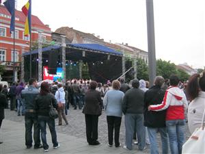 Muzică populară şi CD-uri gratuite la Zilele Clujului