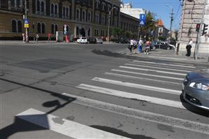 Se marchează locurile de parcare: străzile şi pragurile de sol mai aşteaptă