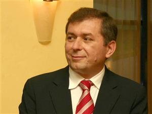 Preşedintele Băncii Transilvania, achitat azi în dosarul în care a fost acuzat de manipularea pieţei de capital