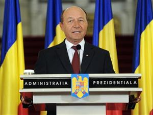 Deutsche Welle: Băsescu, un preşedinte prea activ?