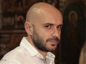 Prodan câştigă, a şpriţuit peluza!