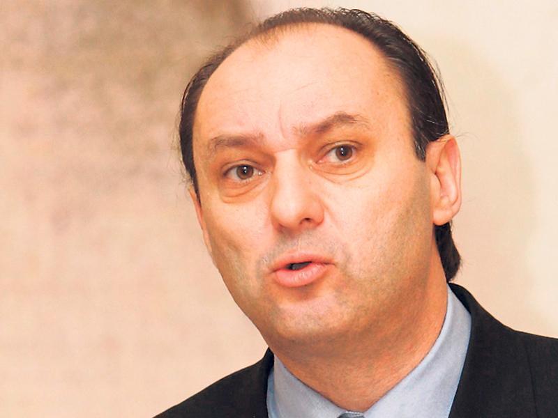 Ioan Avram Mureşan va merge la înmormântarea fiului său. Cererea sa a fost aprobată