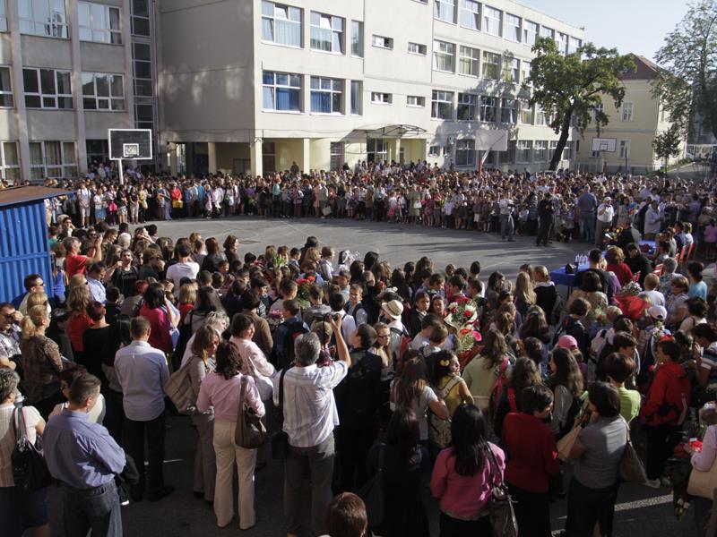 91.000 de elevi încep şcoala astăzi, la Cluj