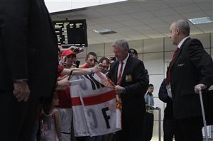 MAN.U. LA CLUJ. Fanii lui Manchester United, darnici la bacşiş