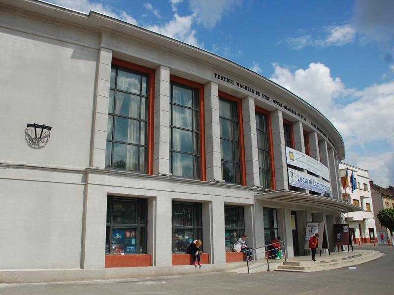 Trei spectacole din Cluj la Festivalul Naţional de Teatru