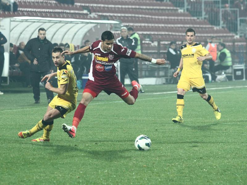 CFR - GALATASARAY Emoţii după Braşov: Bastos e incert pentru meciul cu Galatasaray
