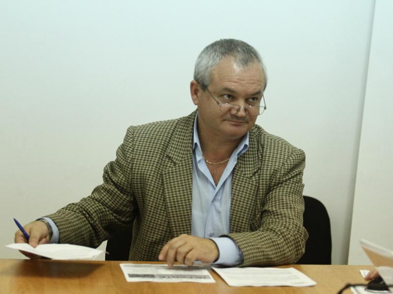 Sindicaliştii de la Cartel Alfa pichetează Prefectura