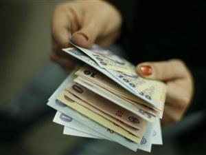 Creditul pentru firme şi populaţie a scăzut în octombrie cu 0,3%, la 230,1 miliarde lei