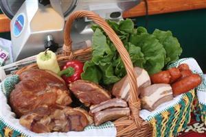 Târg tradiţional cu produse autentice din Cluj, de diseară până în ajunul Crăciunului