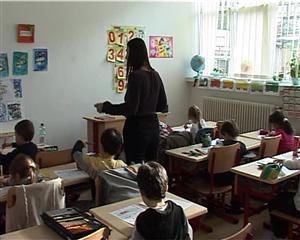 Clasa zero, clasa discordiei la Cluj; credeau că au scăpat de ea, dar trebuie să-şi înscrie copiii în februarie  VIDEO