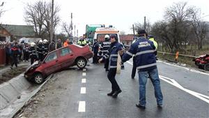 Accident în Câţcău, patru persoane rănite FOTO/VIDEO