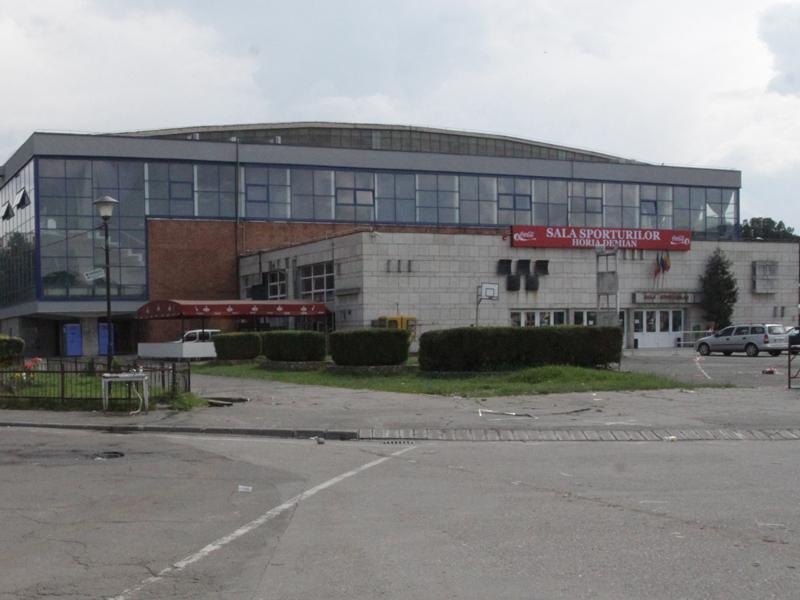 Jandarmii asigură ordinea la cele trei meciuri din weekend de la Sala Sporturilor