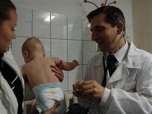 Incubator performant de neonatologie de 10.000 de euro, donat Spitalului Urgenţă Cluj