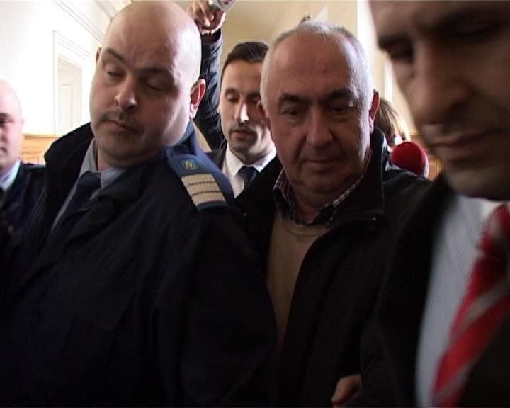 Schema şpăgii de la Direcţia Silvică. Cum ajungeau banii în buzunarul directorului VIDEO