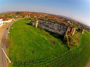 Castelul Martinuzzi, fotografiat cu o dronă FOTO