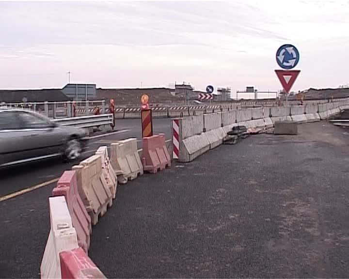 Prins cu peste 200km/h pe Autostrada Transilvania, a rămas fără permis 3 luni