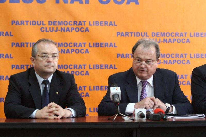 Boc, în concediu cu partidul. În China