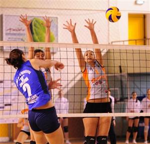 Un campion al României va prelua echipa de volei feminin a Universităţii Cluj