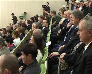 Vor bani de la stat pentru învăţământul superior în maghiară VIDEO