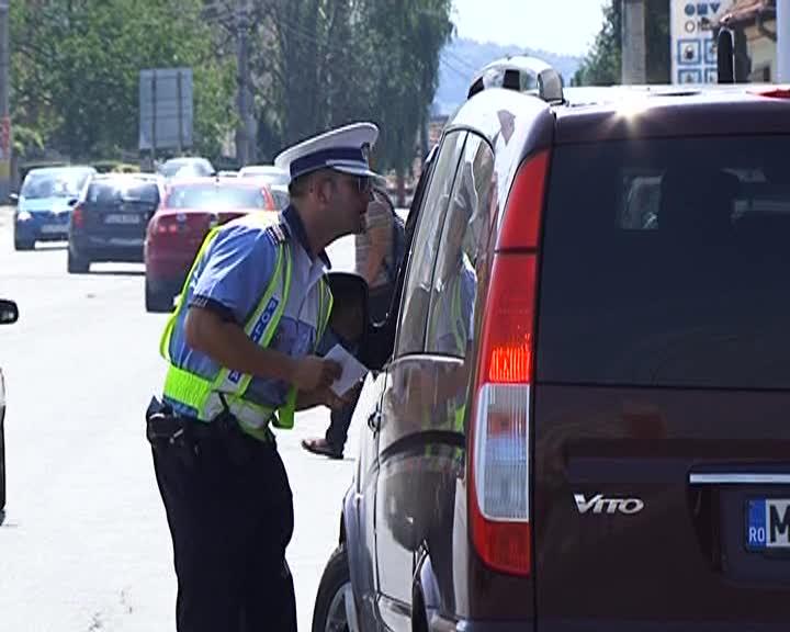 Corpul de Control în scandalul poliţistului sancţionat pentru că şi-a amendat şeful: 