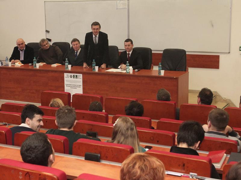 Istoricii disecă la Cluj realităţile din ţările Imperiului Habsburgic