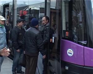 DNA redeschide ancheta pentru cumpărarea tramvaielor mov în Cluj VIDEO