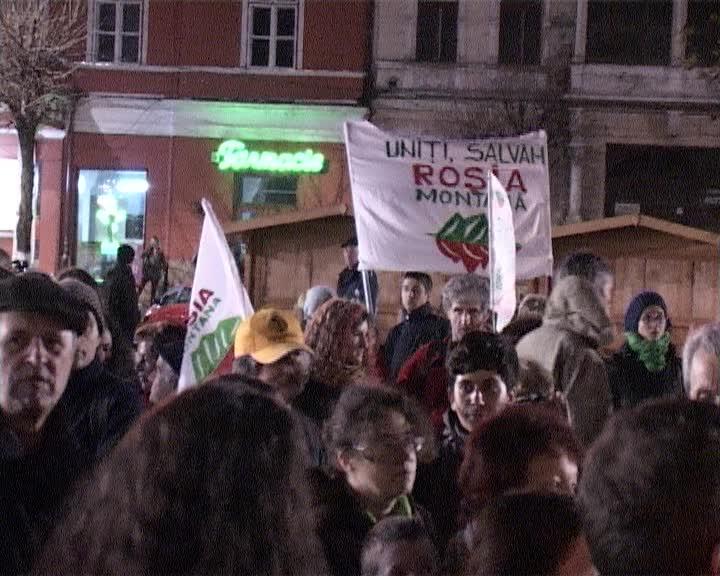 Care sunt riscurile de care se tem românii: cutremurele, răpirile şi tulburările sociale