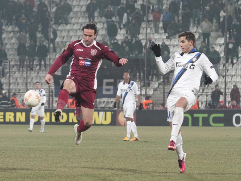 Începe iarna schimbărilor: CFR Cluj îşi restructurează lotul din temelii