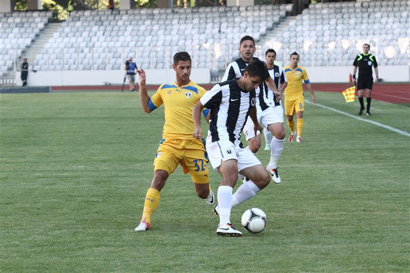 Atacantul fără gol marcat timp de trei ani se desparte de “U”. Alţi doi jucători părăsesc “Şepcile roşii”