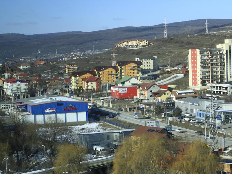 Cu cine se judecă Boc pentru a împărţi teritoriul Clujului
