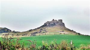 Castelul uriaşilor de pe meleagul ţipţerilor