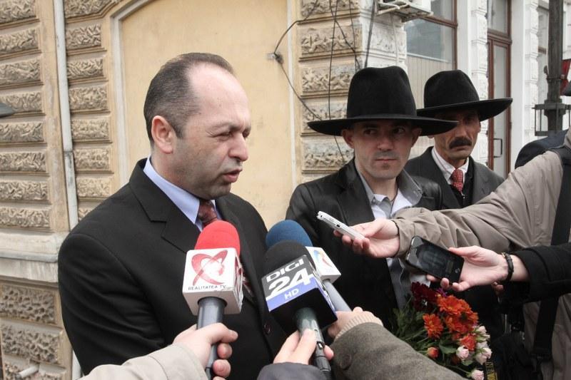 Liderul Partida Romilor din Transilvania: Vrem negocieri cu premierul Ponta, să înfiinţeze un Minister al Romilor
