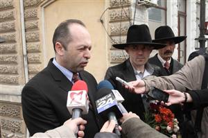 Liderul Partida Romilor din Transilvania: Vrem negocieri cu premierul Ponta, să înfiinţeze un Minister al Romilor