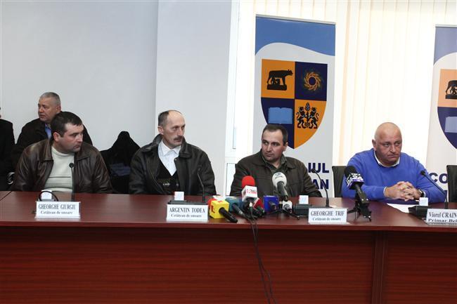 Prima întâlnire de la accidentul aviatic din Apuseni între medici şi salvatorii lor