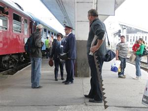 Cum modifică programul trenurilor trecerea la ora de vară