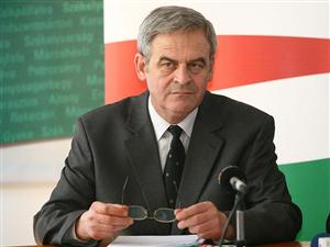 „Simbolul Revoluţiei”, Tokes Laszlo, a ales Ungaria