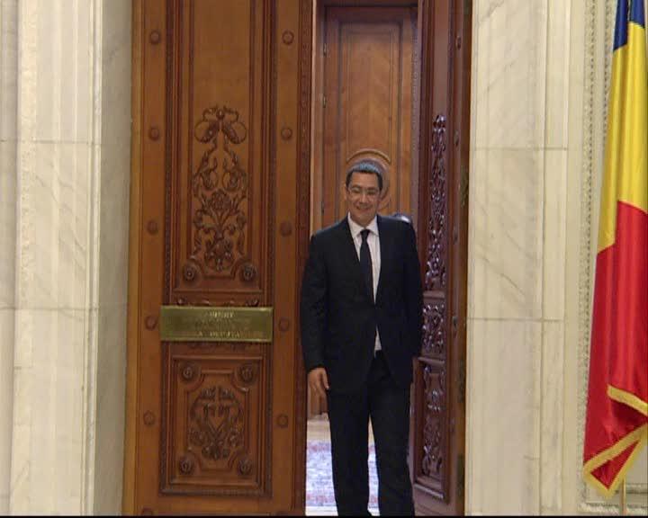 Ce cred colegii de la Cluj despre retragerea lui Ponta VIDEO