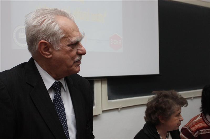 Haiduc pleacă de la şefia Academiei Române; cine candidează ca să-i ocupe locul