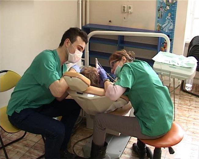 Aparatură medicală în valoare de 10.000 de lei, confiscată de poliţiştii clujeni