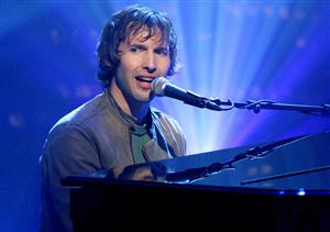 S-au pus în vânzare biletele pentru concertul James Blunt de la Cluj. Cât costă