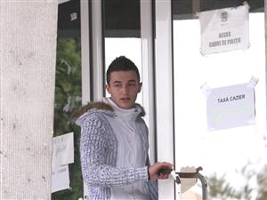 Gore Jr., reţinut pentru 24 de ore 