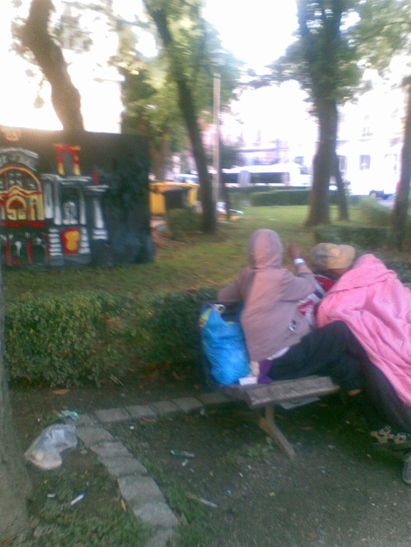 Tuburile de tobogane, casa oamenilor străzii GALERIE FOTO