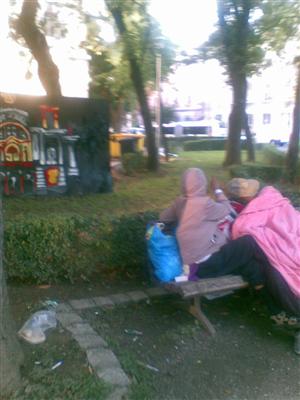 Tuburile de tobogane, casa oamenilor străzii GALERIE FOTO